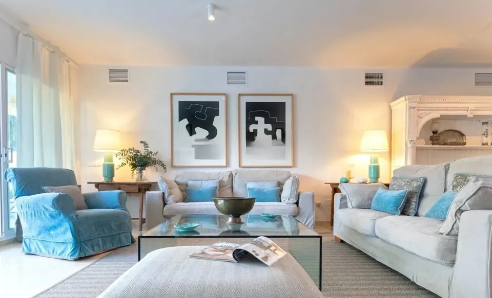 Apartment in Las Terrazas de Lomas del Marbella Club — Golden Mile, long-term rent