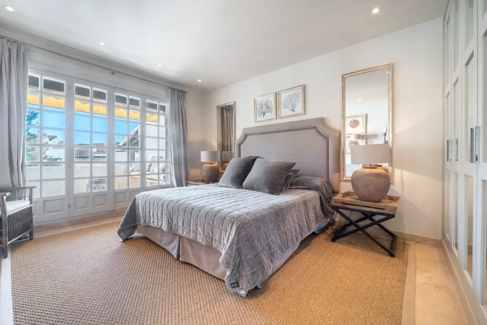 Puente Romano 32 — Penthouse in Puente Romano