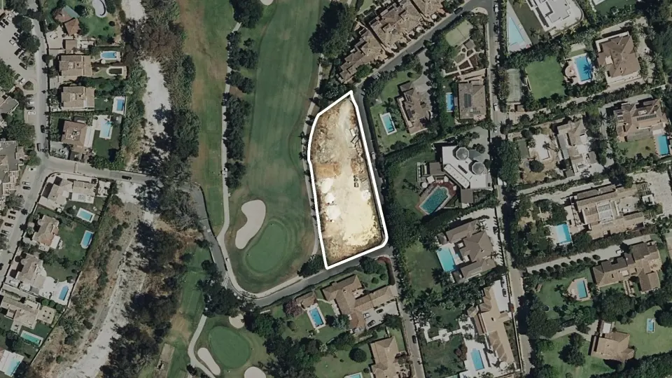 Golf-Front Plot with Villa Project, Guadalmina Baja