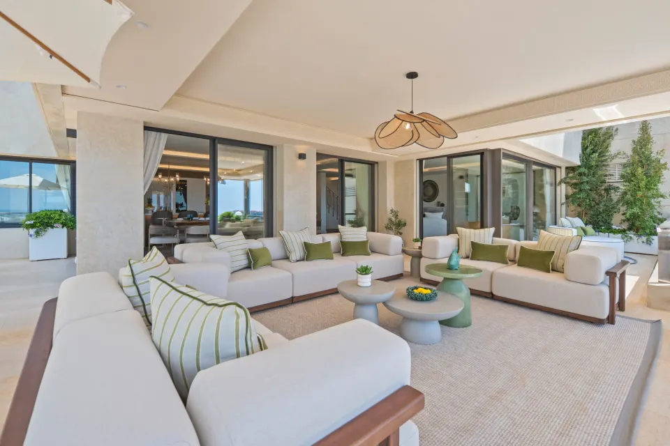 Feroz — Penthouse in Nueva Andalucía