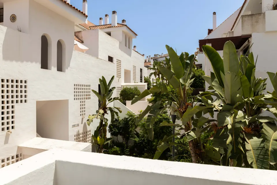 Eden — Apartment in Nueva Andalucía