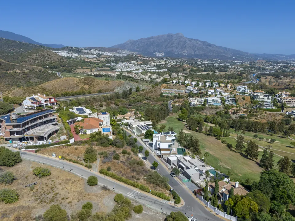 La Alquería — Plot in Benahavís