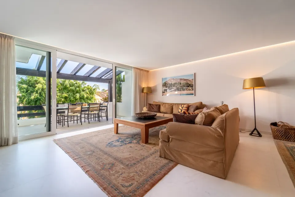 Almendro 3-1 — Penthouse in Marina Puente Romano