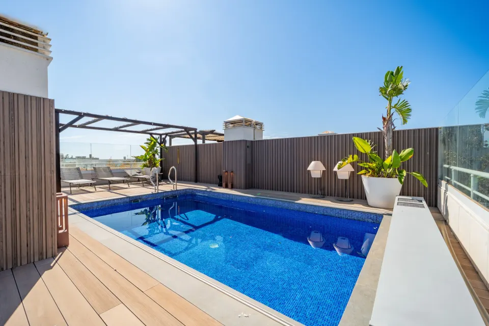 Embrujo Banús — Penthouse in Marbella