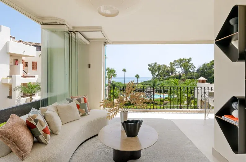 Bahía del Velerín — Apartment in Estepona