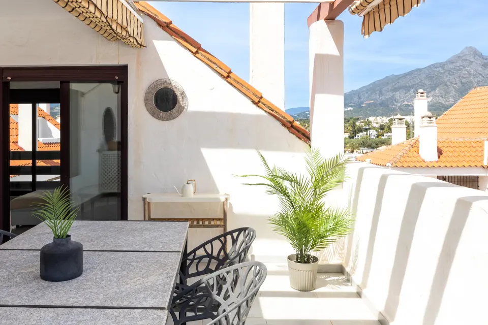 Maestranza — Penthouse in Nueva Andalucía