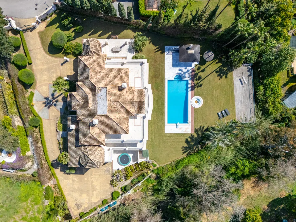 Casa Augusta — Villa in Los Picos de Nagüeles