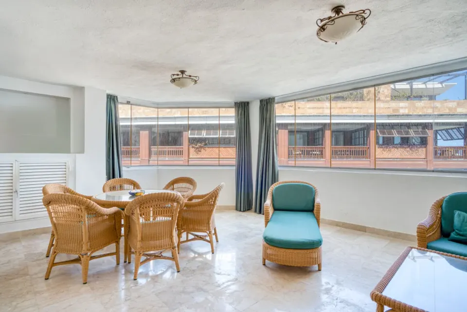 La Herradura — Apartment in Puerto Banús