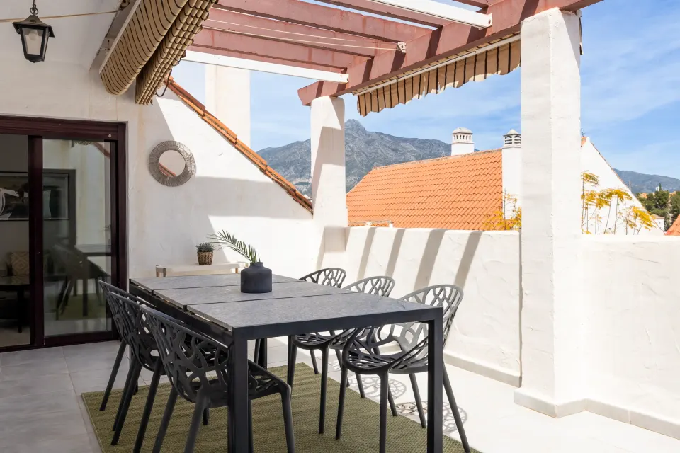 Maestranza — Penthouse in Nueva Andalucía