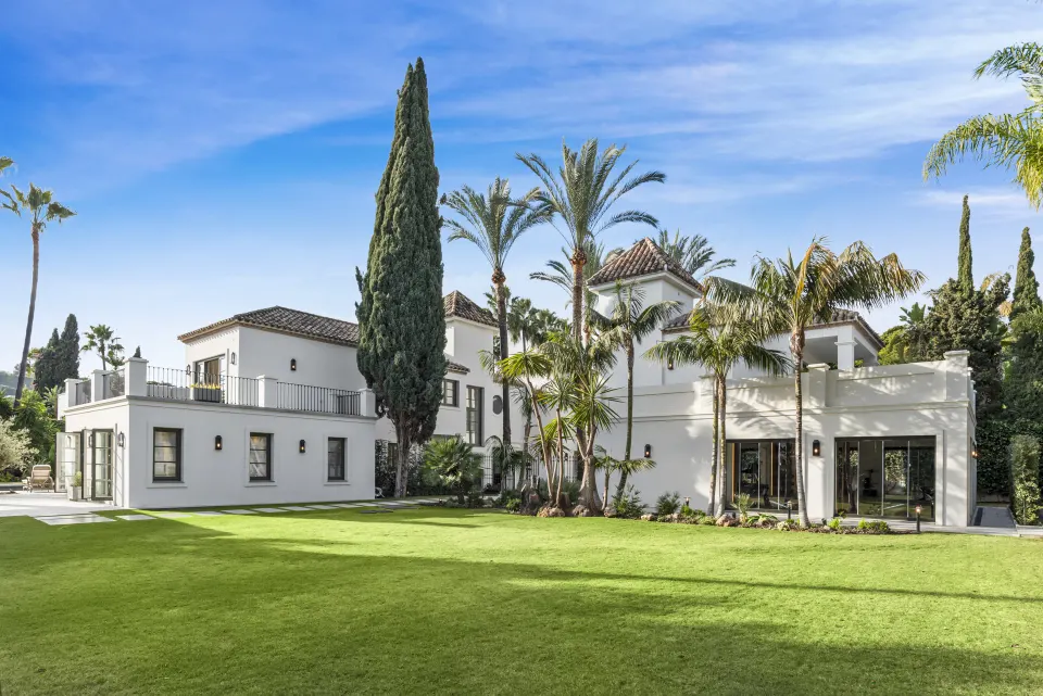 La Hacienda — Villa in Nueva Andalucía