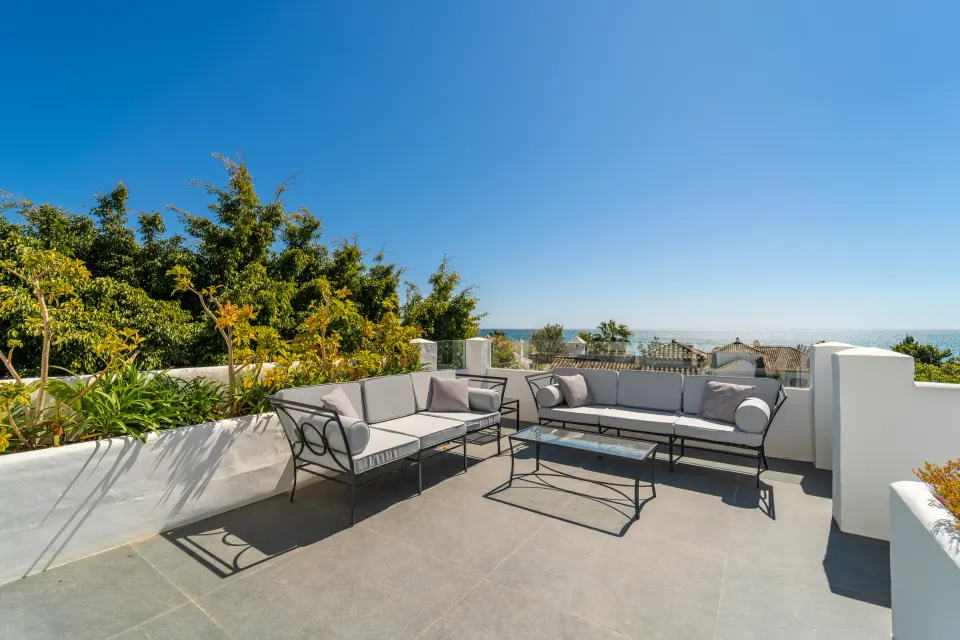 Almendro 3-1 — Penthouse in Marina Puente Romano