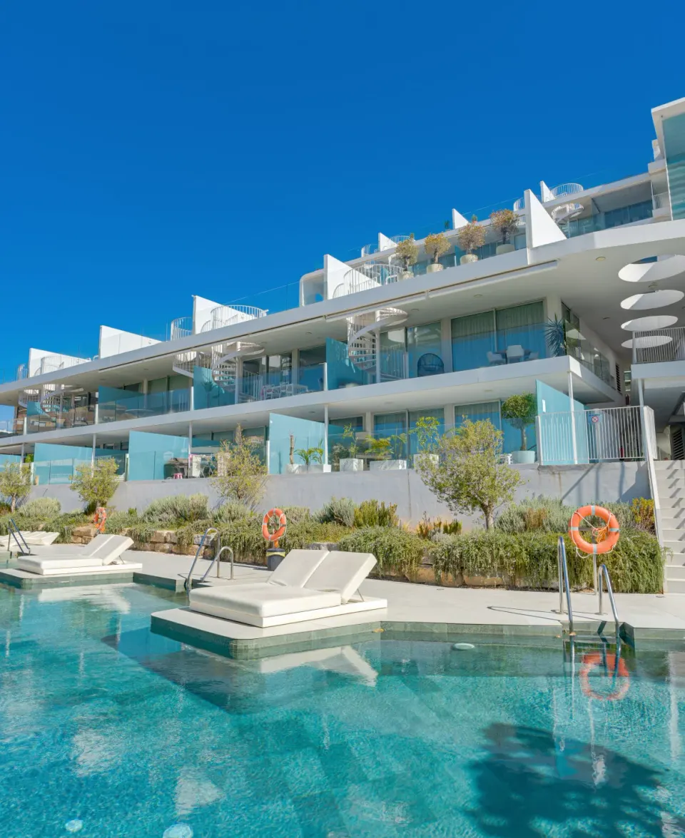 Med Two — Penthouse in El Higuerón