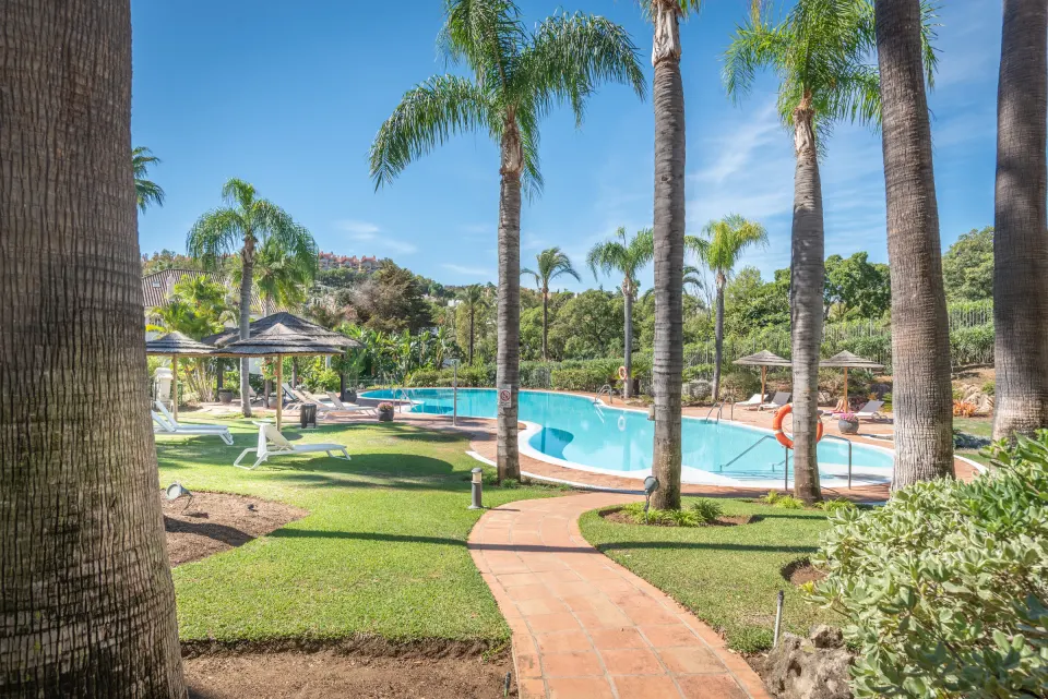 Alamanda — Penthouse in Nueva Andalucía