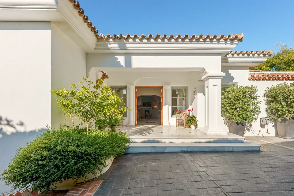 Albinoni 20 — Villa in Sierra Blanca