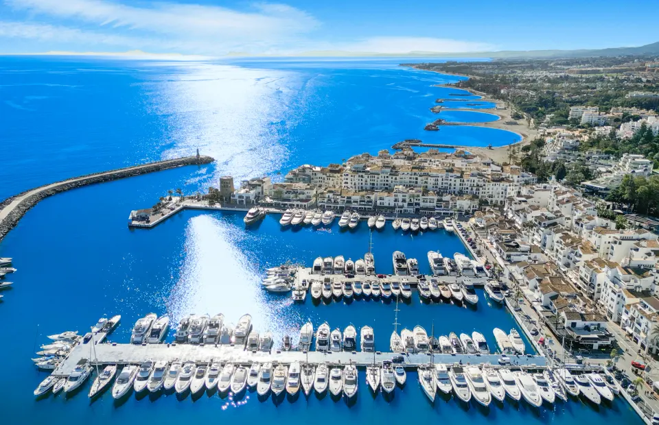 Benabola 209 — Penthouse in Puerto Banús