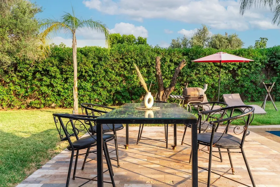 Villa with a heated private pool in a gated residence, Route de Fès, Marrakech
