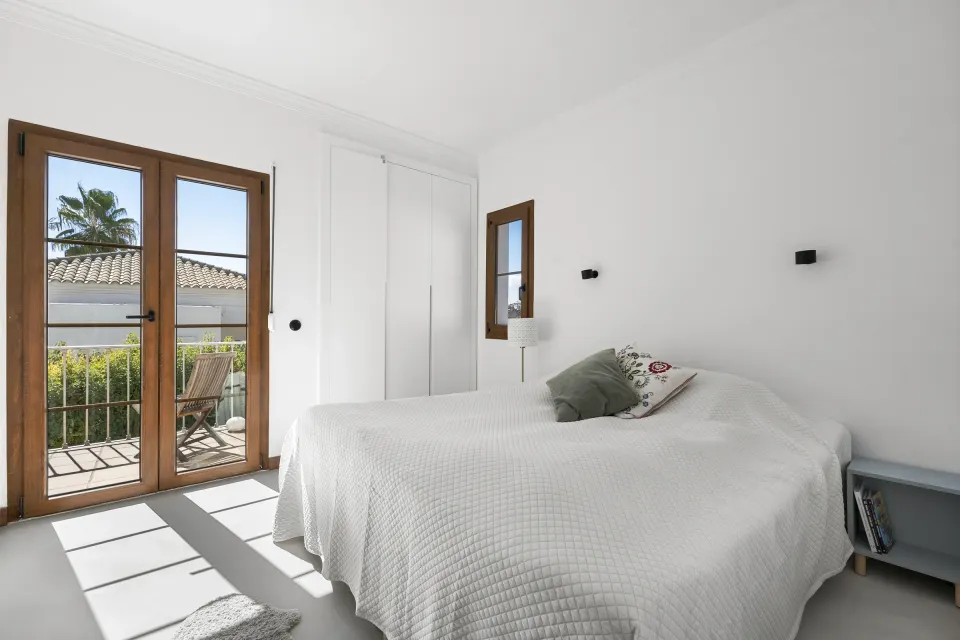 Villa Pinot — Villa in Estepona