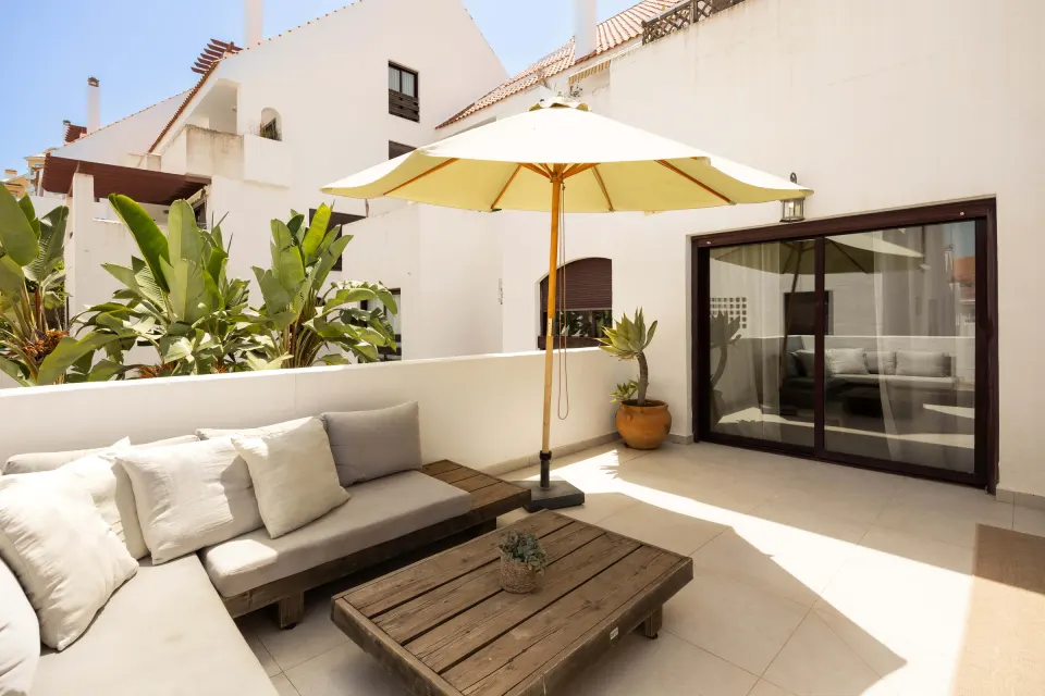 Eden — Apartment in Nueva Andalucía