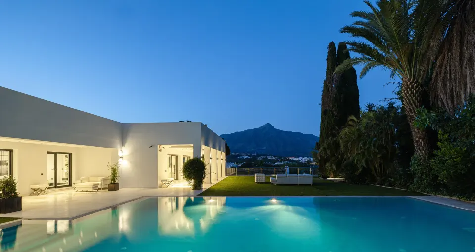 Casa Nadim — Villa in Las Brisas