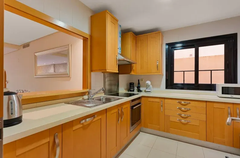 Las Mimosas — Apartment in Puerto Banús