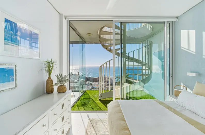 Med Two — Penthouse in El Higuerón