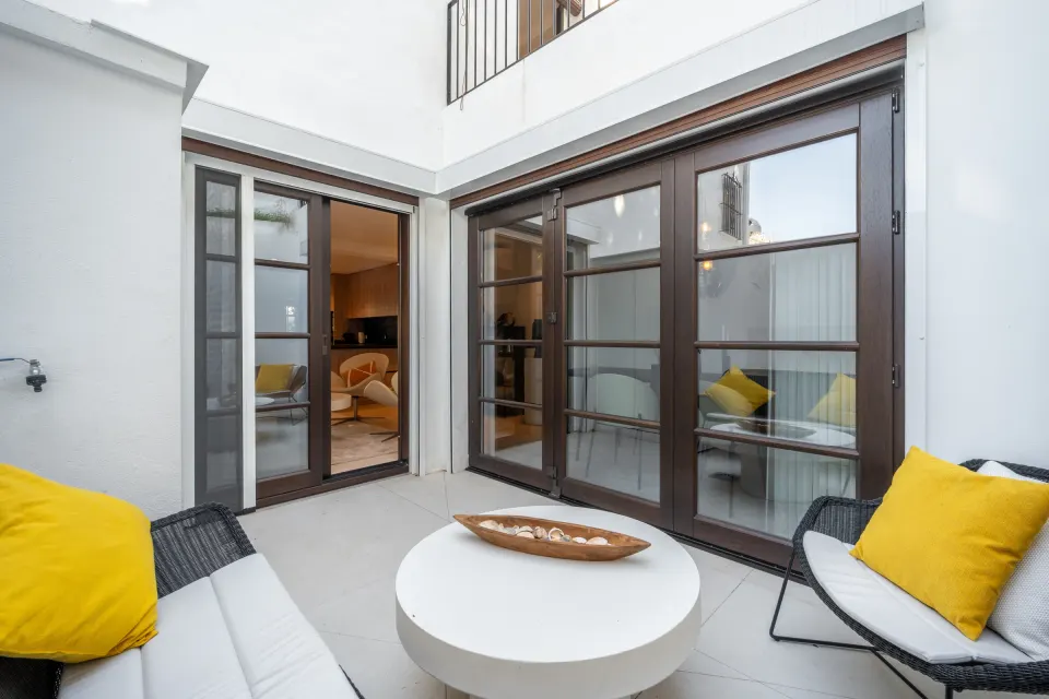 Casa Casares — Townhouse in Lomas Pueblo