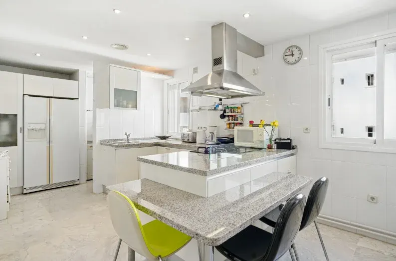 Marbella Real — Penthouse in Marbella Golden Mile