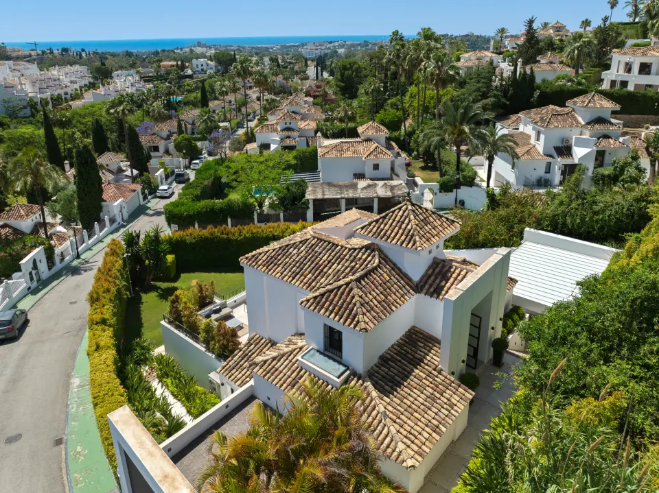 Hill Club 36 — Villa in Los Naranjos Hill Club